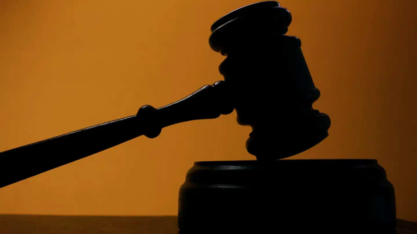 judiciarisation agriculture : le droit devenu terrain de guerre contre agriculture