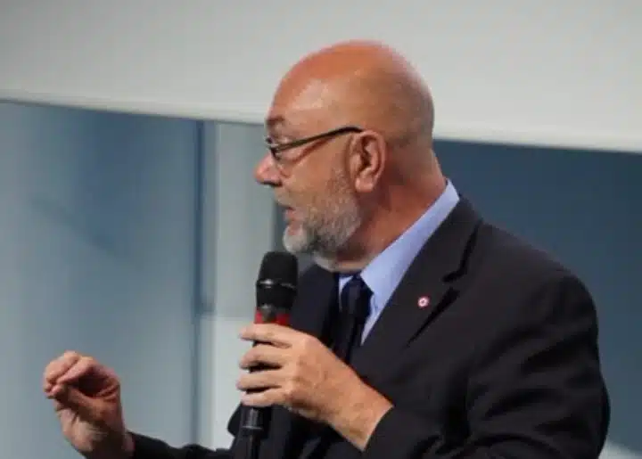 loi urgence Stephane Travers